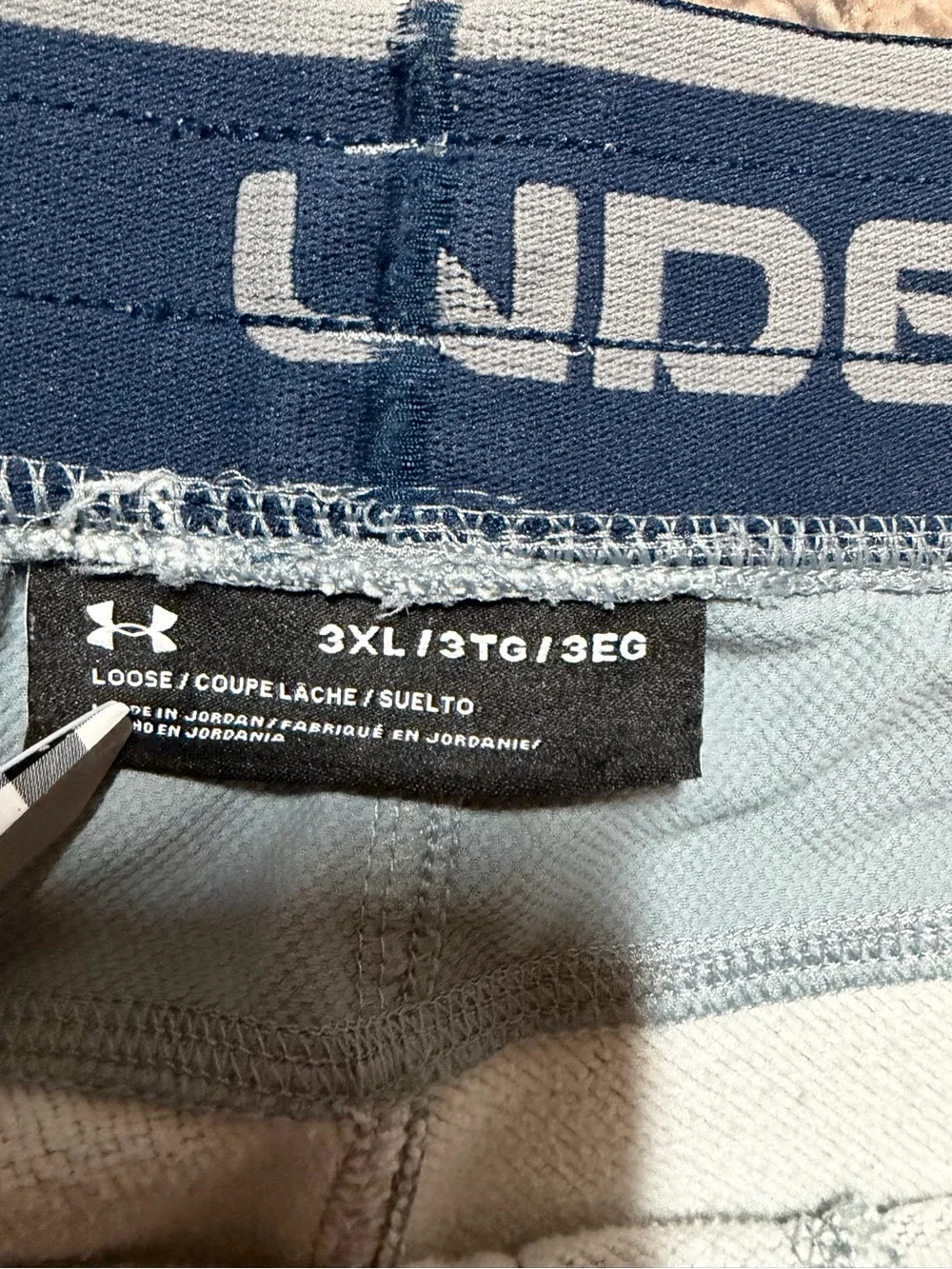 3x Loose Under Armour Grey Athletic Shorts with Navy Print